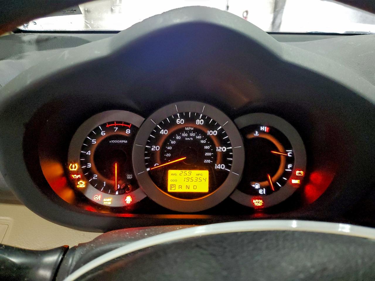2012 TOYOTA RAV4 photo 9