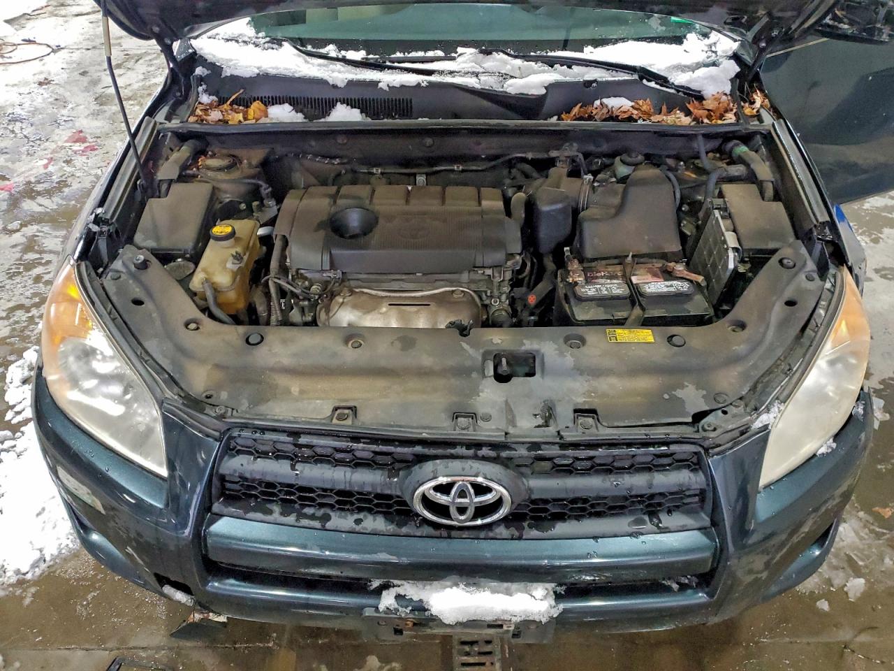 2012 TOYOTA RAV4 photo 12