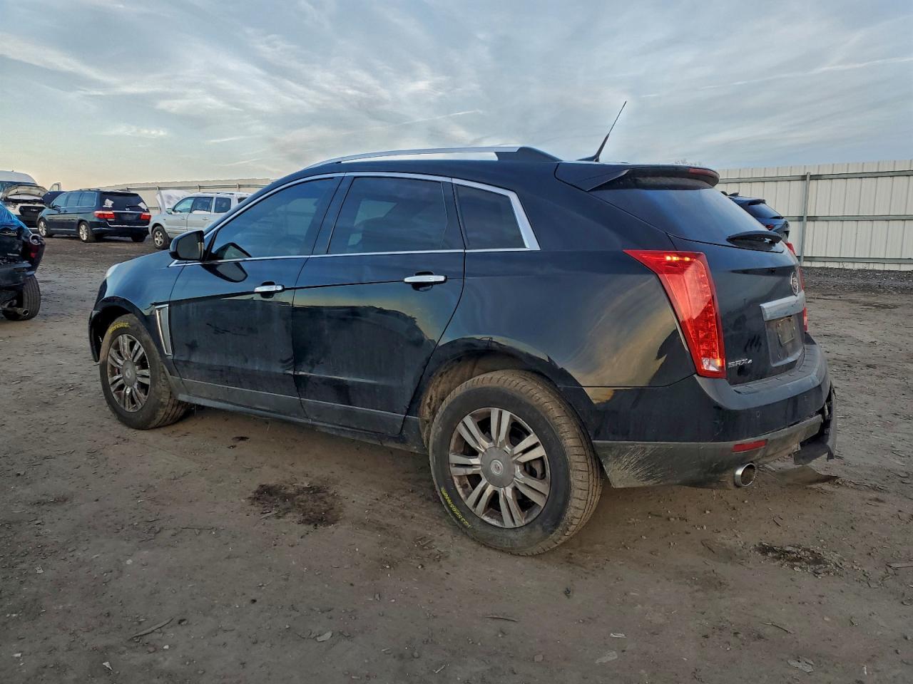 2013 CADILLAC SRX photo 2