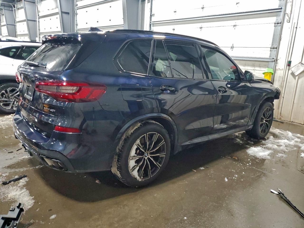 2022 BMW X5 XDRIVE40I photo 3