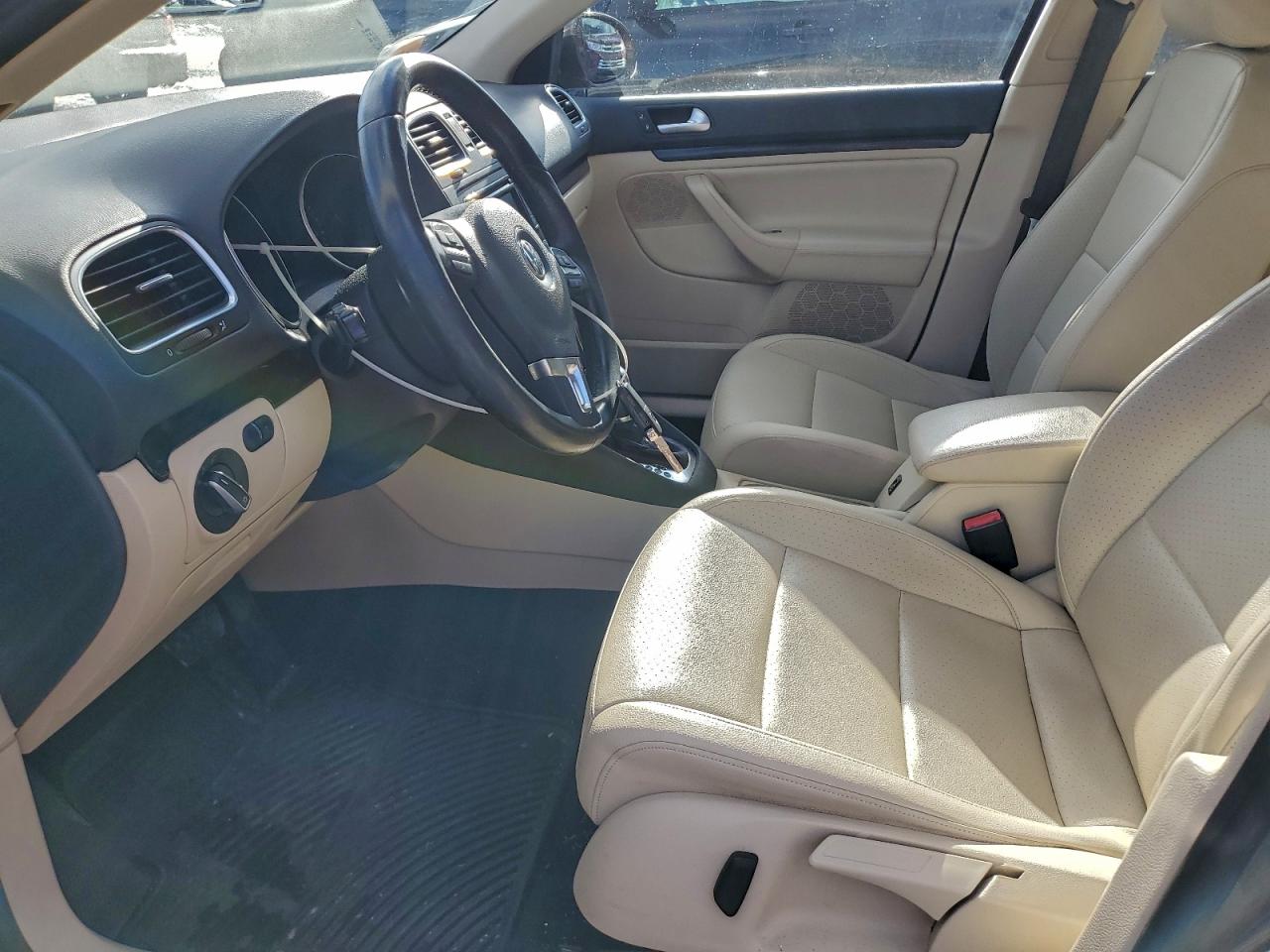 2014 VOLKSWAGEN JETTA S photo 7
