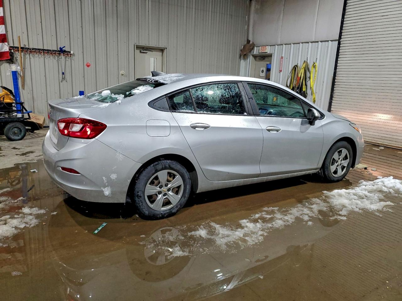 2017 CHEVROLET CRUZE LS photo 5