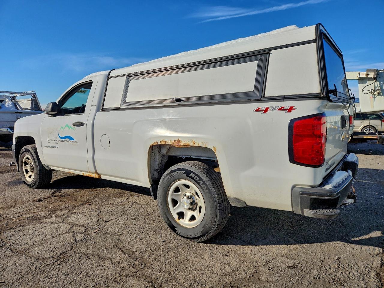 2014 CHEVROLET SILVERADO K1500 photo 2