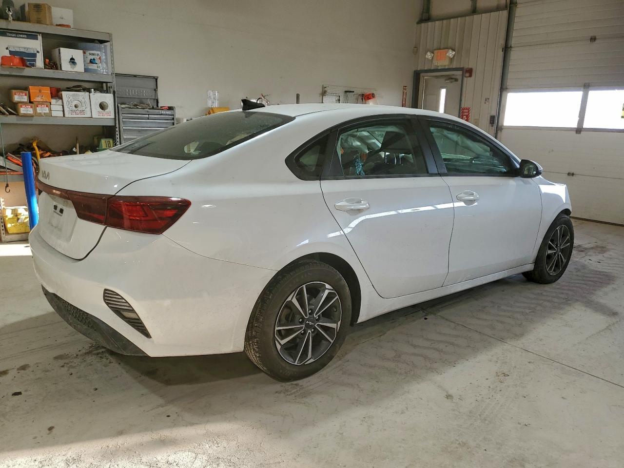 2024 KIA FORTE LX photo 3