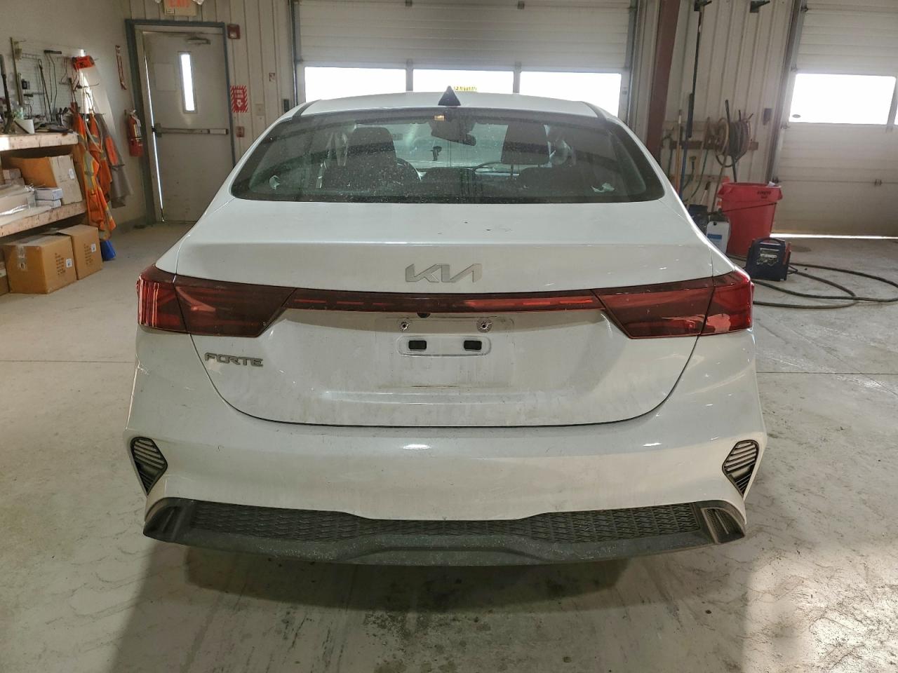 2024 KIA FORTE LX photo 6