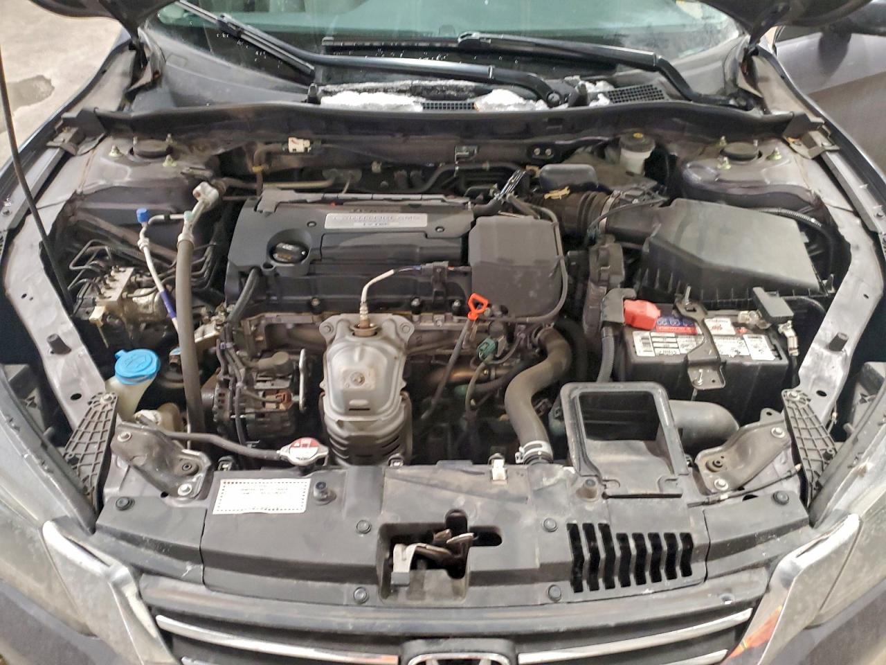 2015 HONDA ACCORD LX photo 11