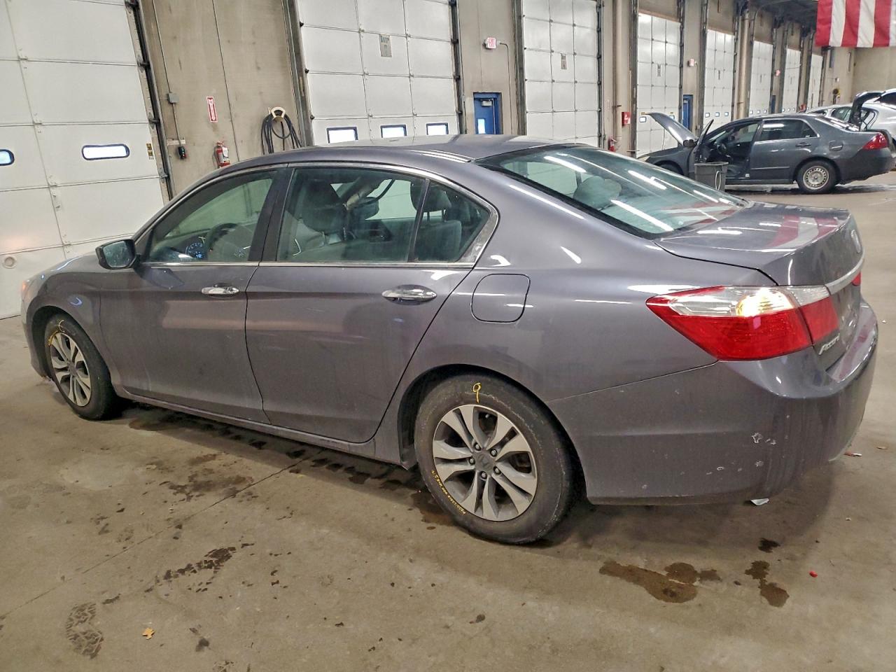 2015 HONDA ACCORD LX photo 2