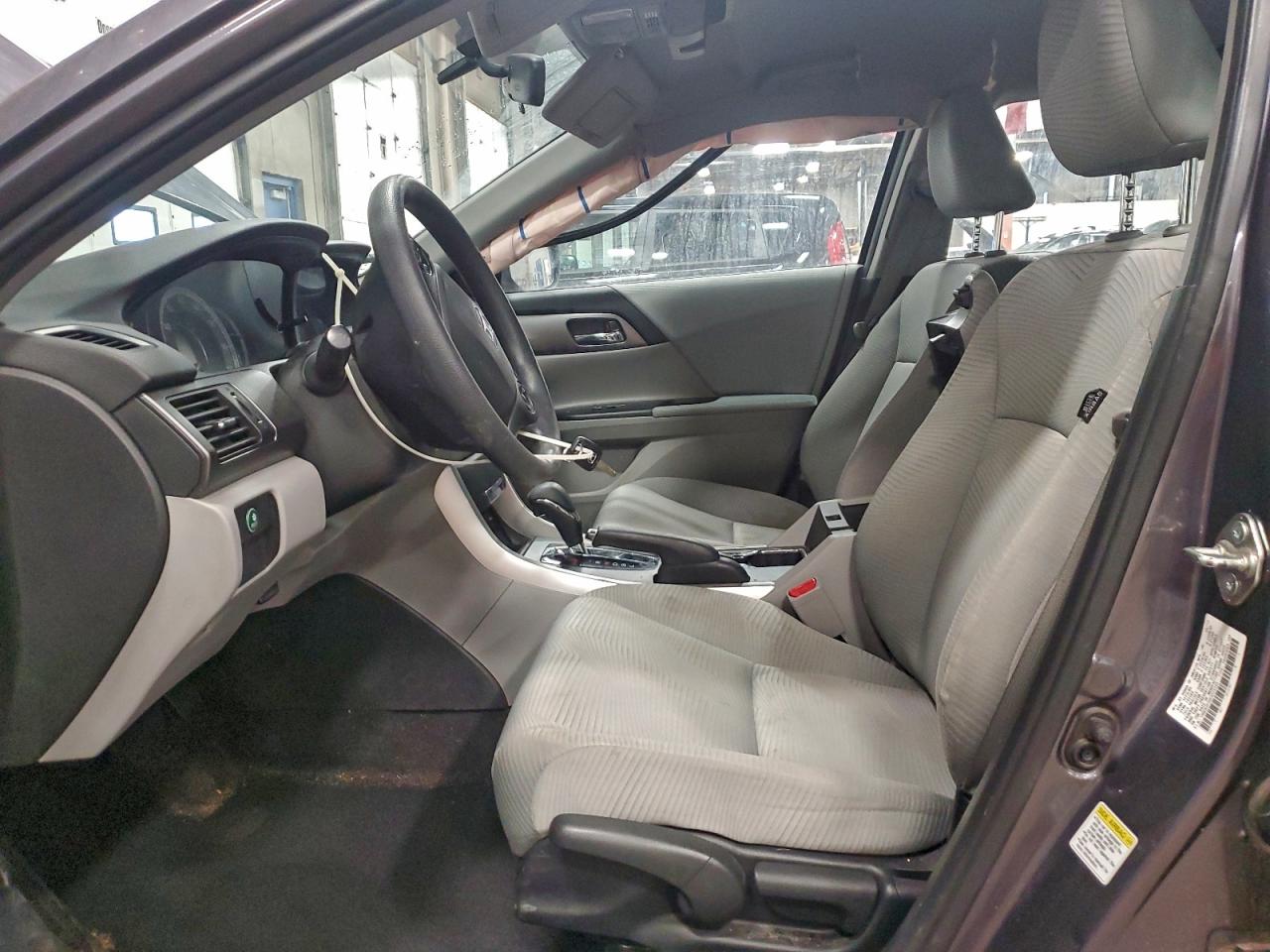 2015 HONDA ACCORD LX photo 7