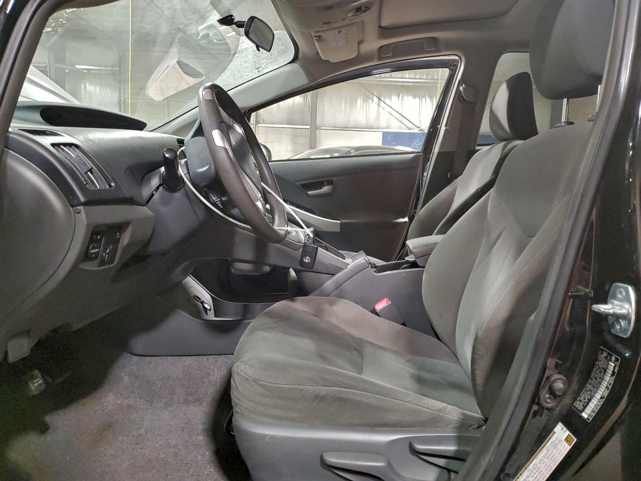 2011 TOYOTA PRIUS photo 7