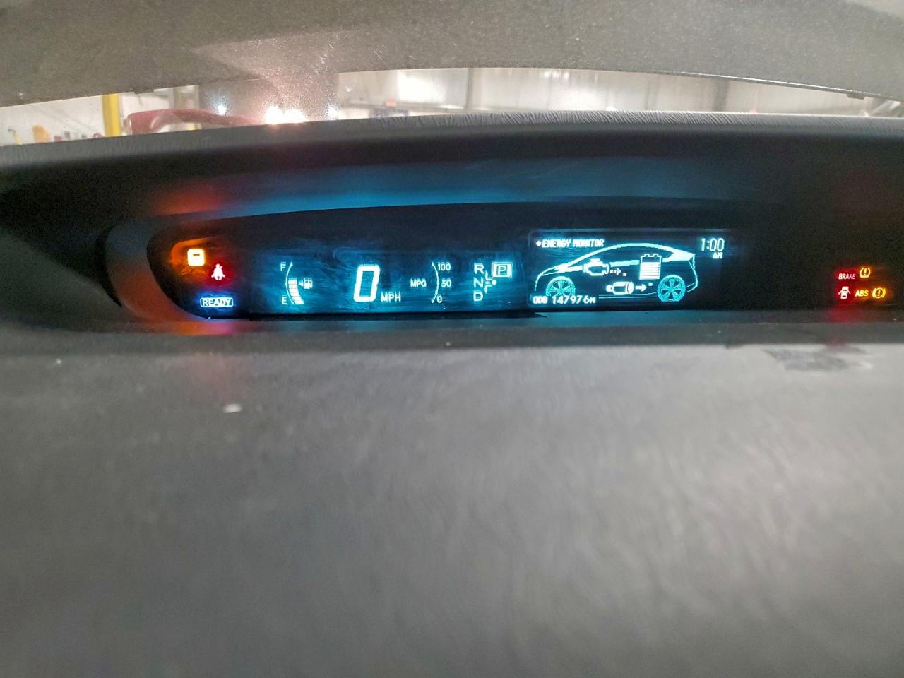 2011 TOYOTA PRIUS photo 9