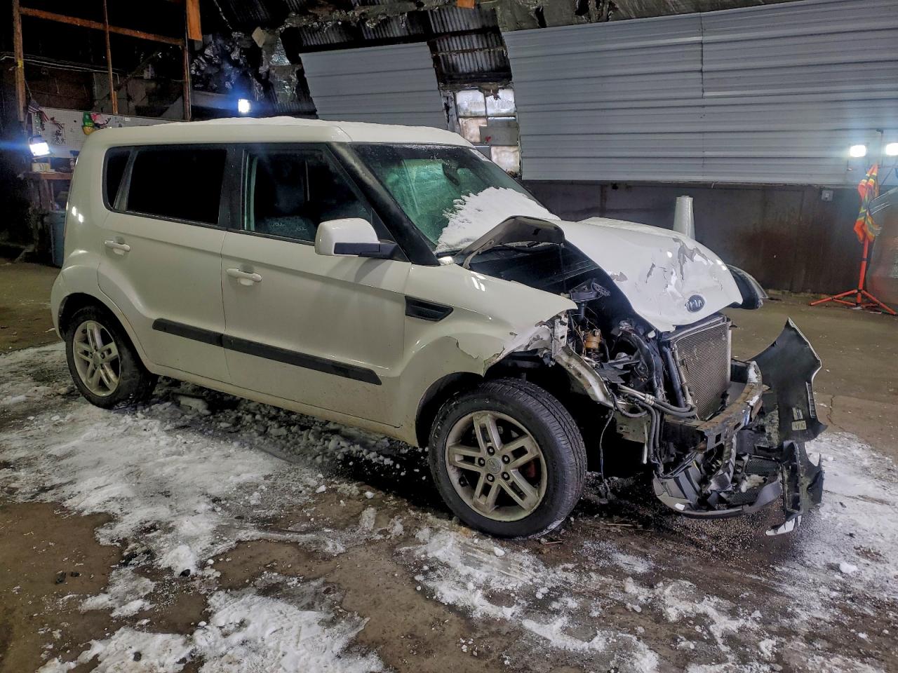 2011 KIA SOUL + photo 4