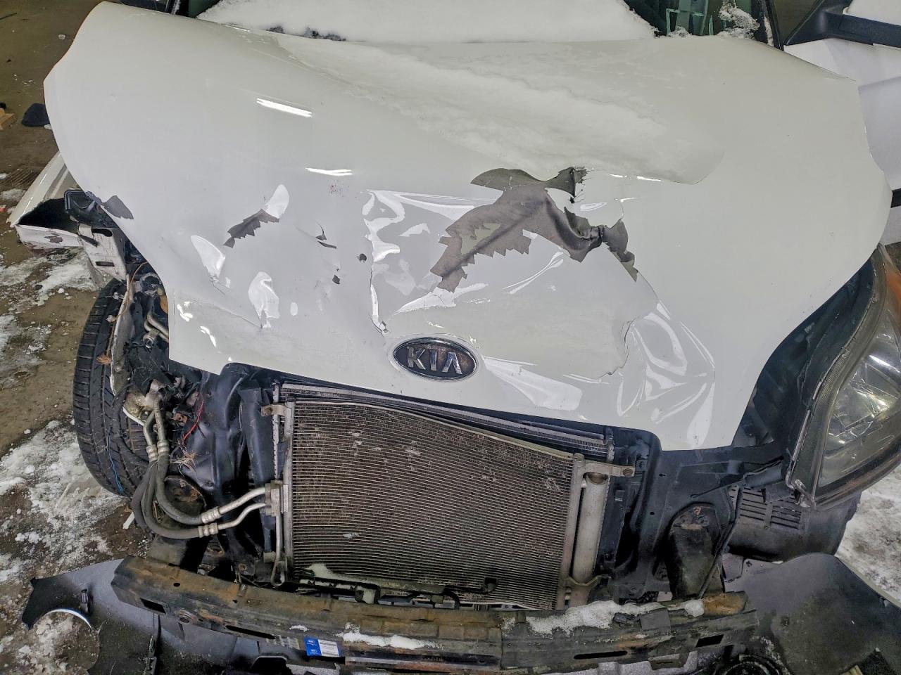 2011 KIA SOUL + photo 11