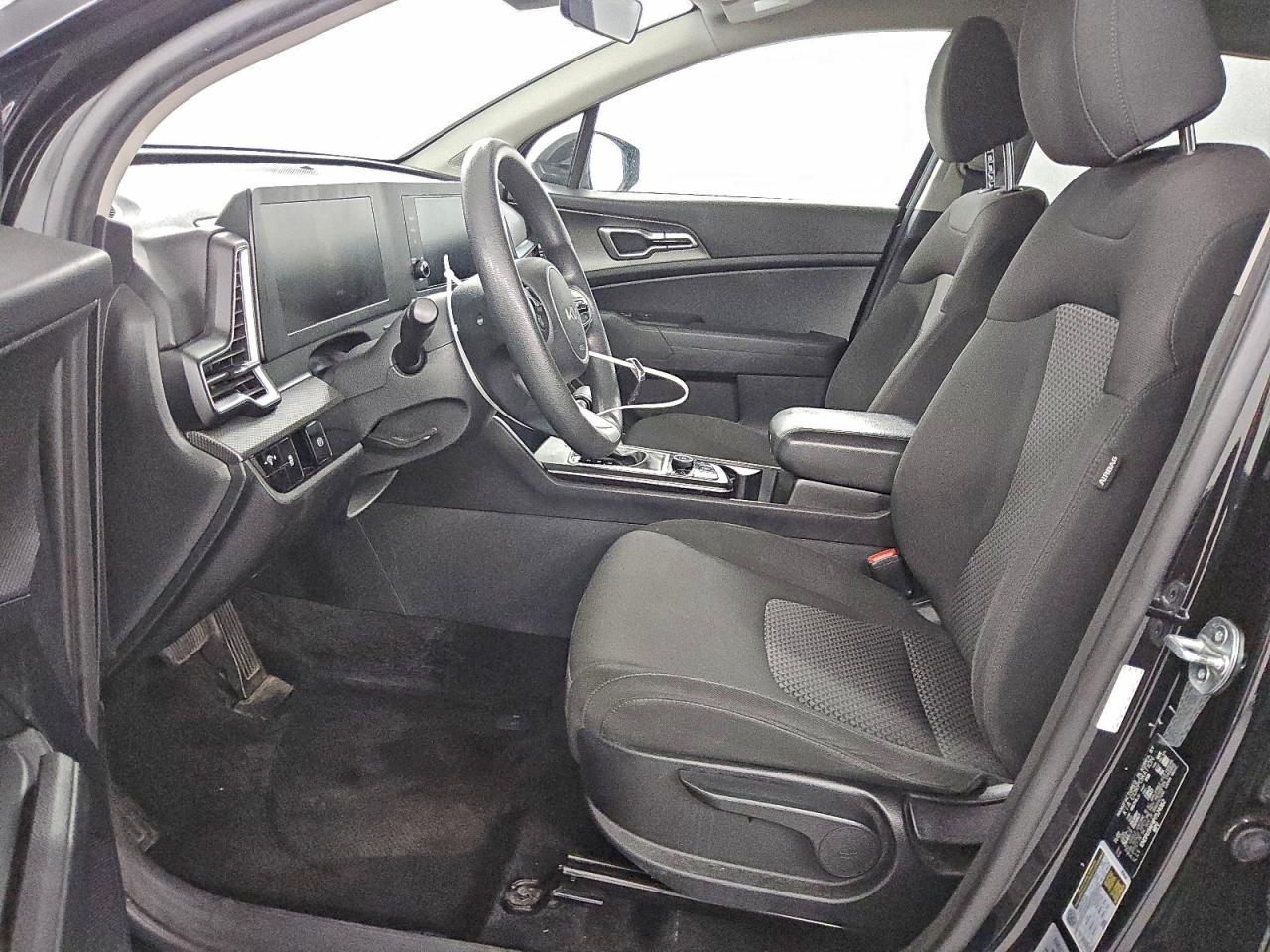 2023 KIA SPORTAGE LX photo 7