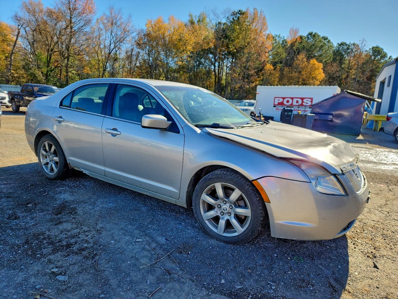 2010 MERCURY MILAN PREMIER photo 4