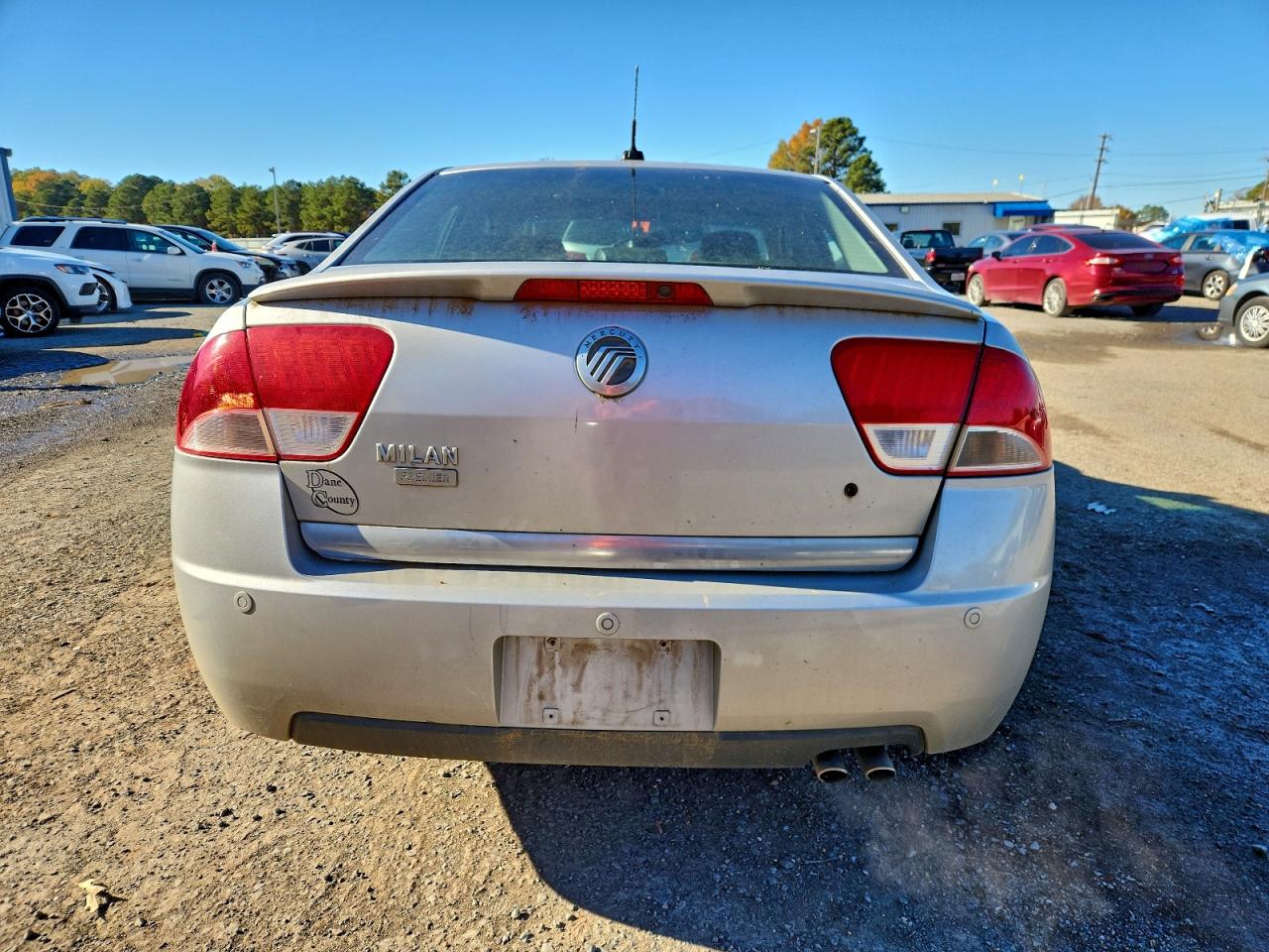 2010 MERCURY MILAN PREMIER photo 6