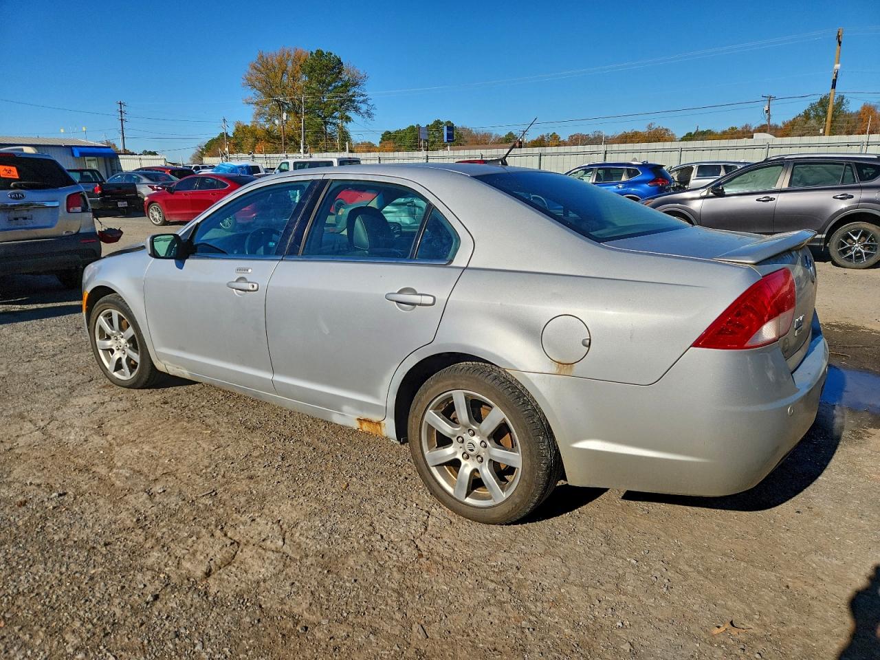 2010 MERCURY MILAN PREMIER photo 2