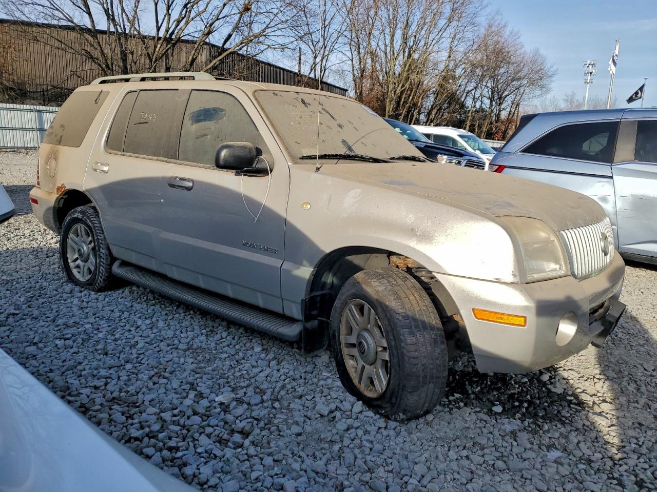 2002 MERCURY MOUNTAINEER photo 4