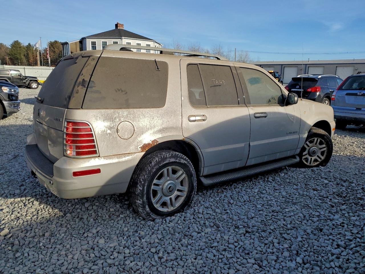 2002 MERCURY MOUNTAINEER photo 3