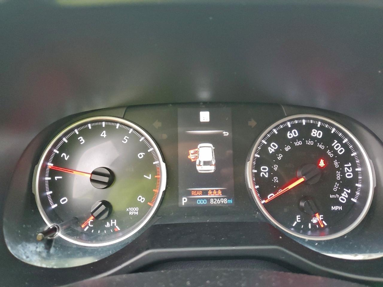 2021 TOYOTA RAV4 XLE photo 9