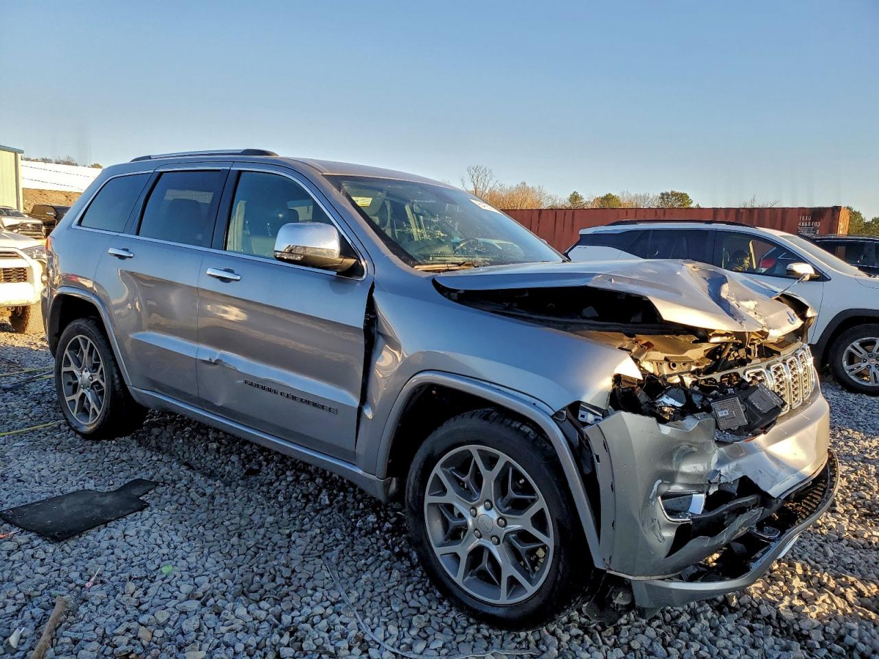 2020 JEEP GRAND CHEROKEE OVERLAND photo 7