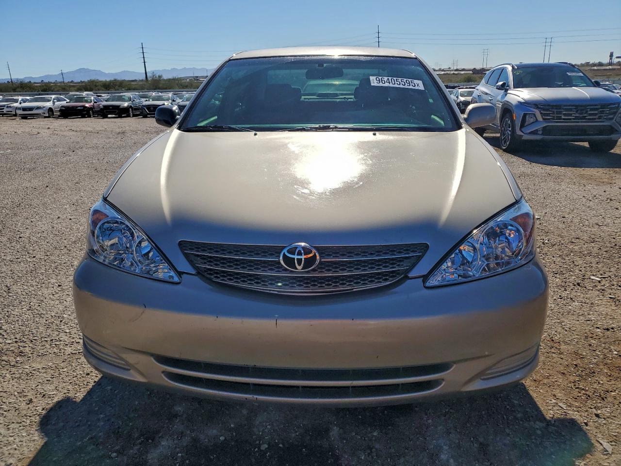 2004 TOYOTA CAMRY LE photo 5