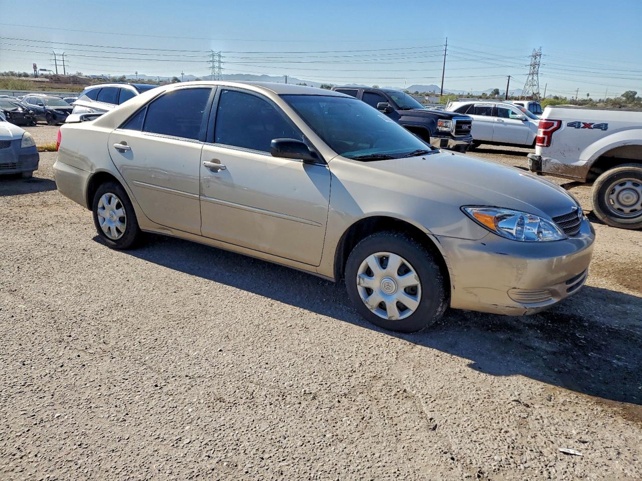 2004 TOYOTA CAMRY LE photo 4