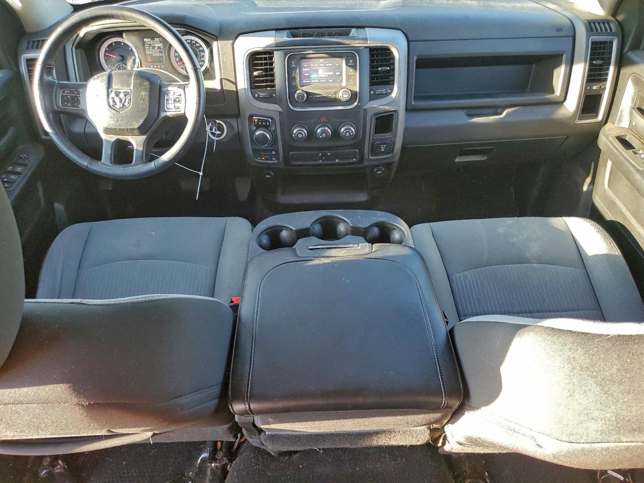 2022 RAM 1500 CLASSIC TRADESMAN photo 8