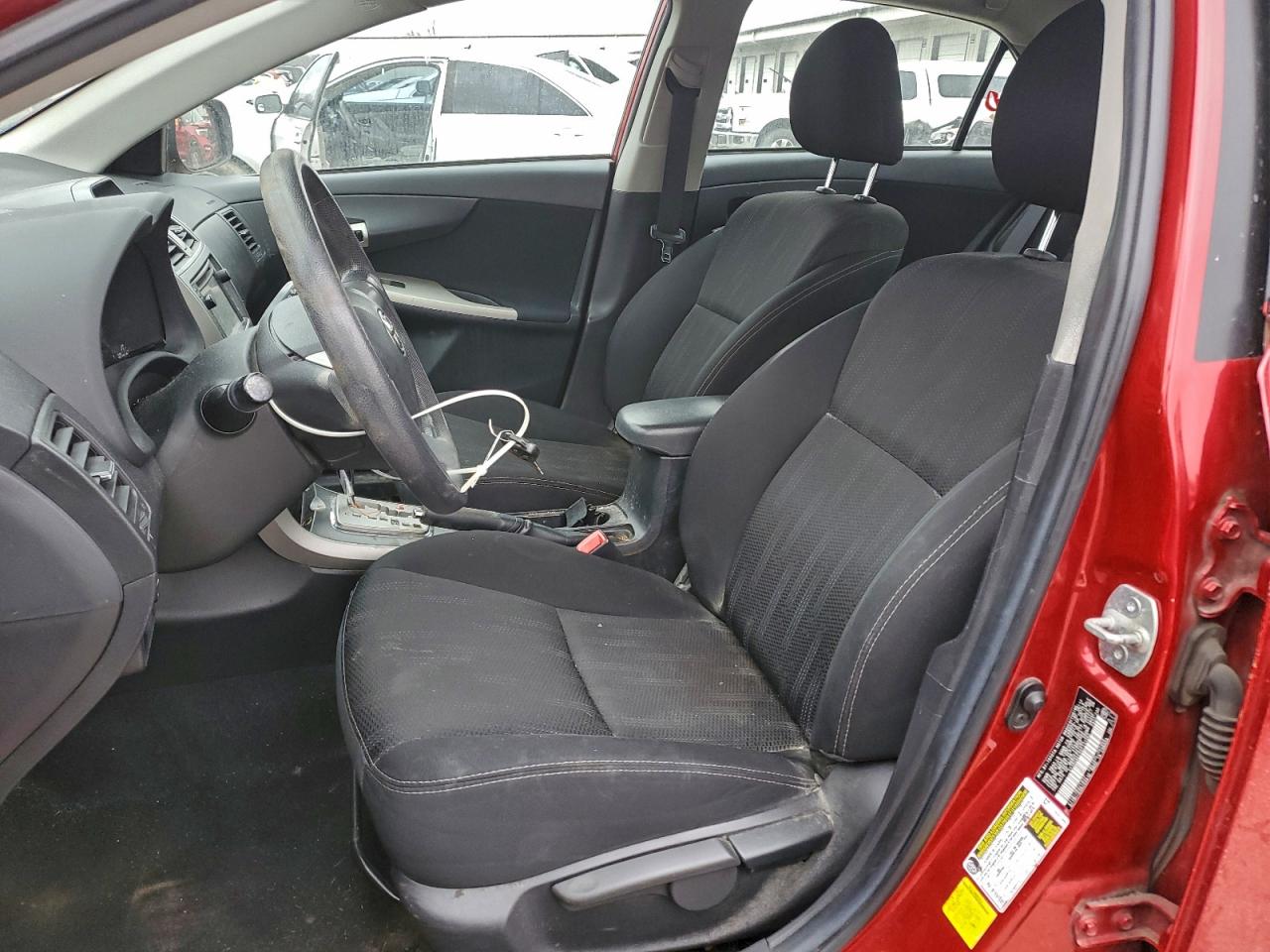 2013 TOYOTA COROLLA BASE photo 7