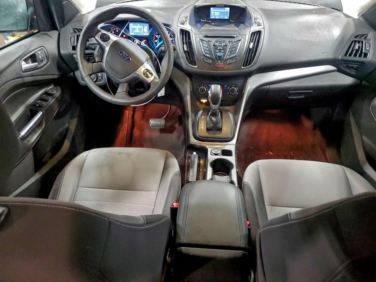 2015 FORD ESCAPE SE photo 15