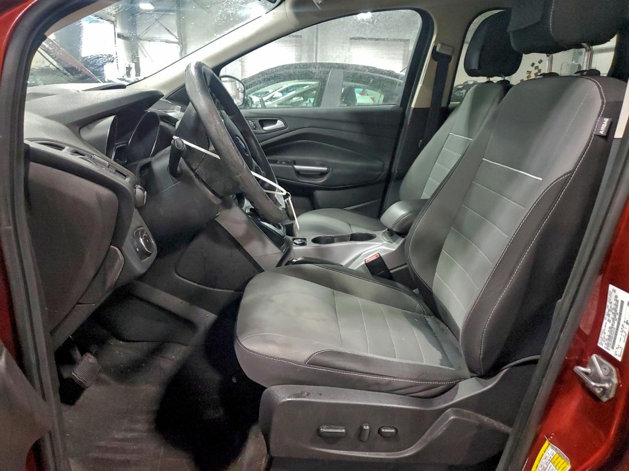 2015 FORD ESCAPE SE photo 13