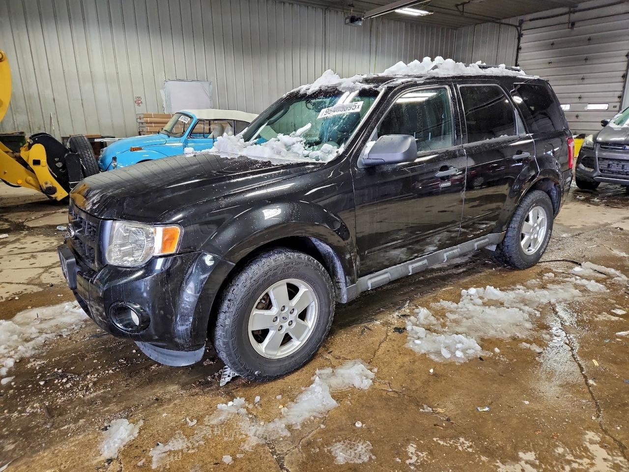 2011 FORD ESCAPE
