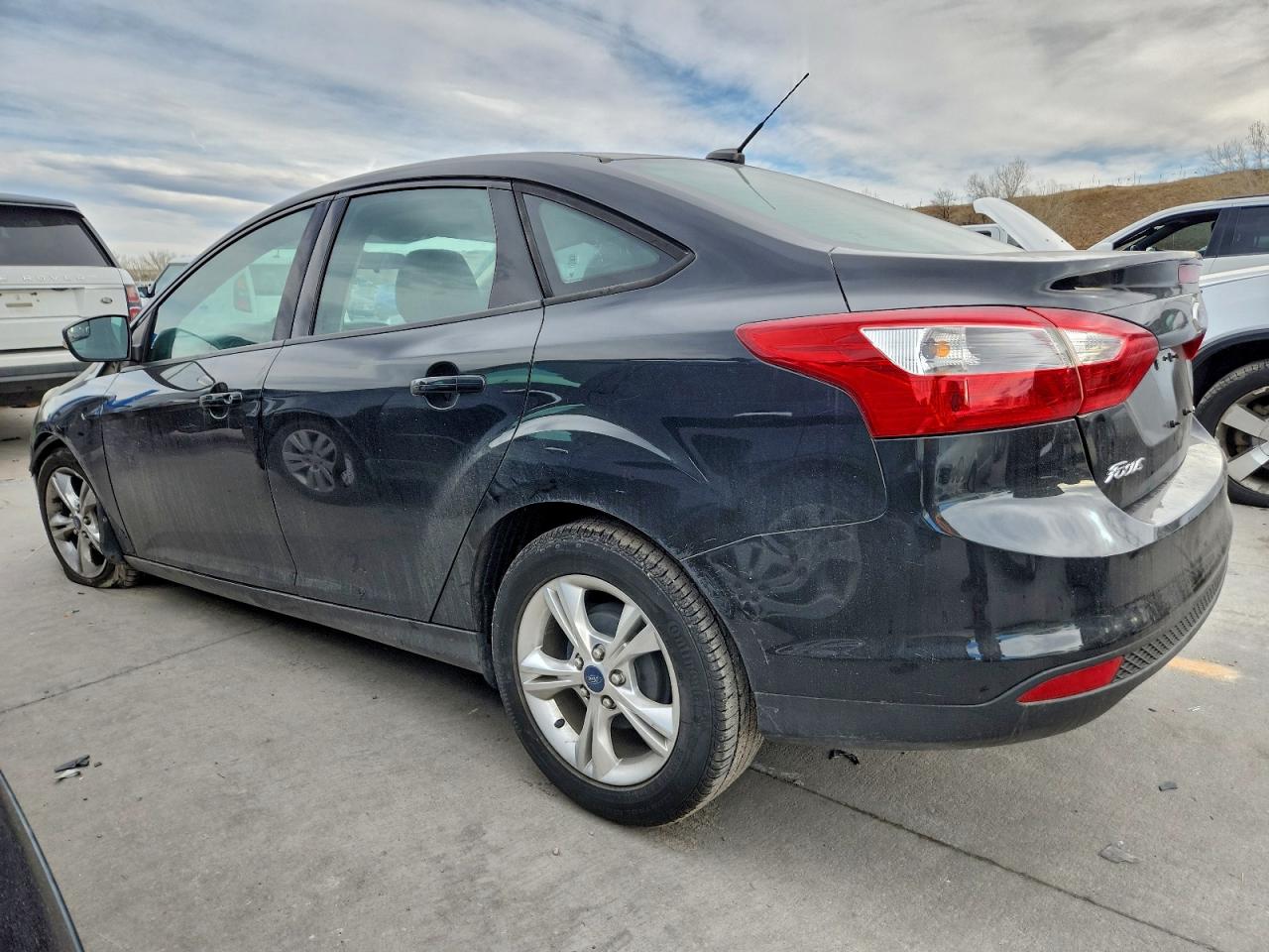 2013 FORD FOCUS SE photo 2