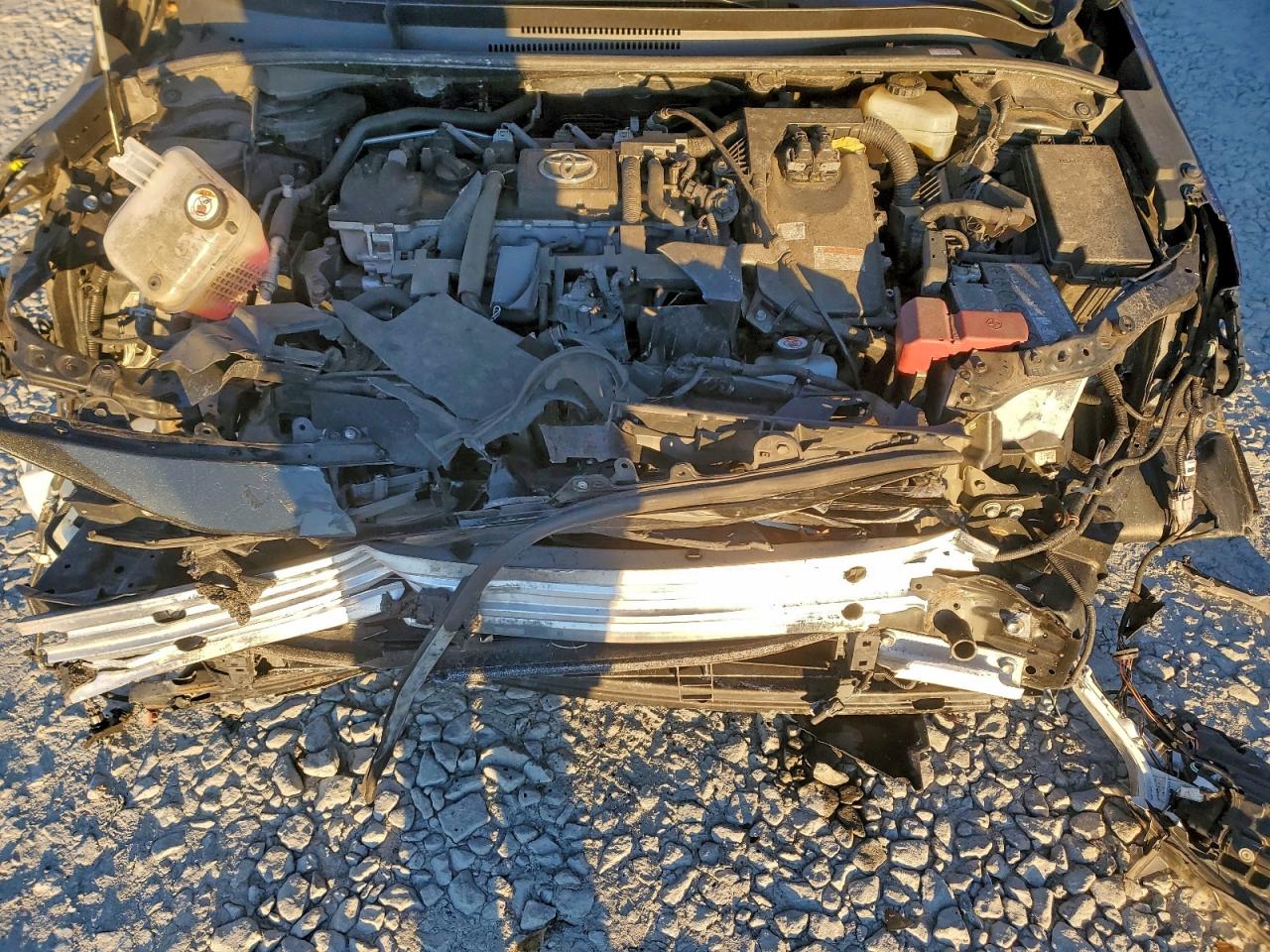 2020 TOYOTA COROLLA LE photo 11