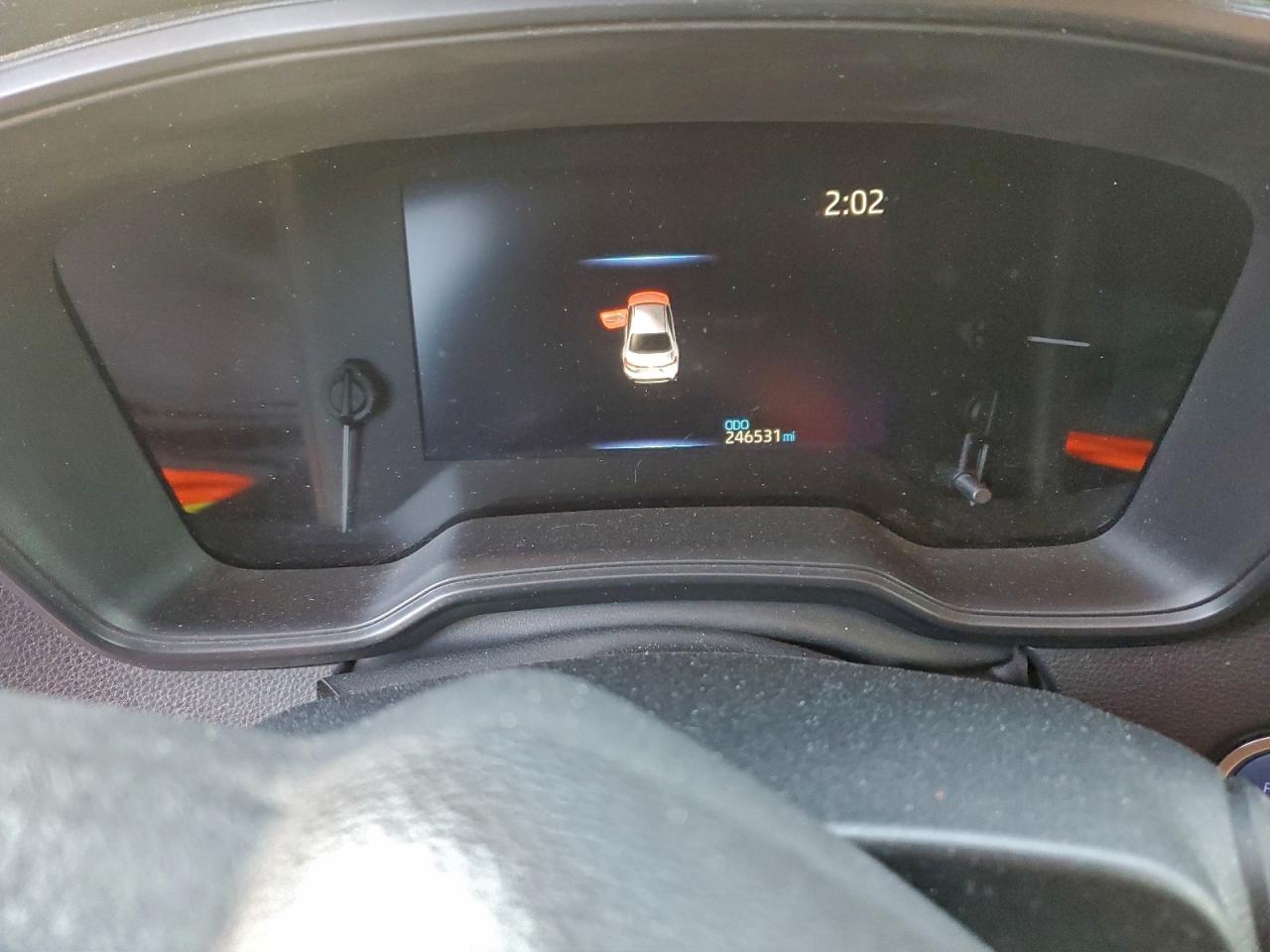 2020 TOYOTA COROLLA LE photo 9