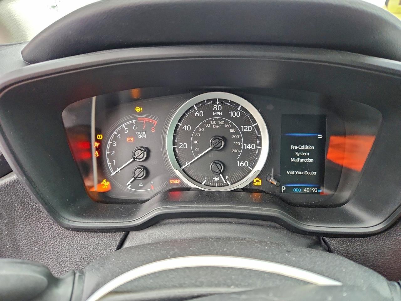 2021 TOYOTA COROLLA LE photo 9