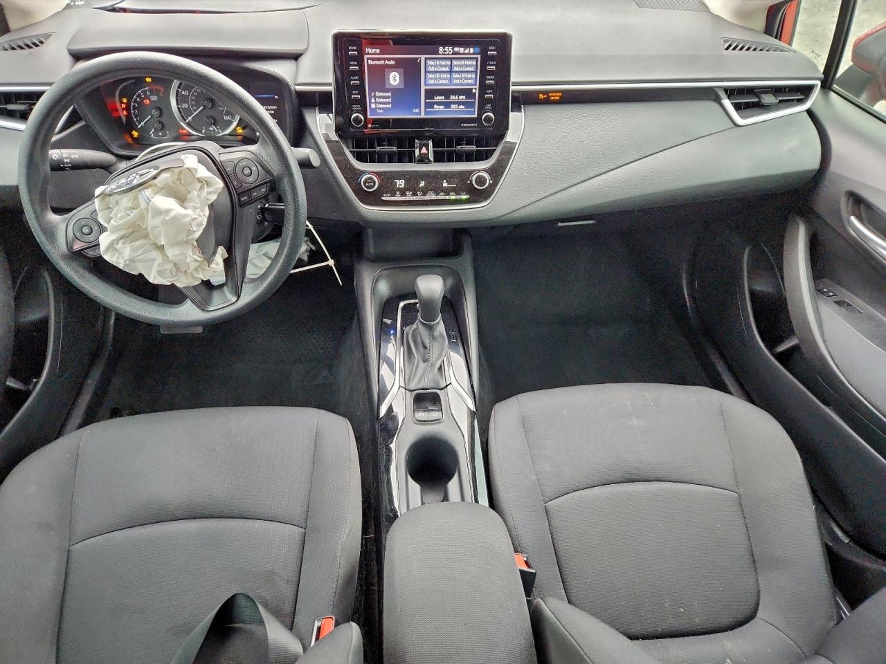 2021 TOYOTA COROLLA LE photo 8