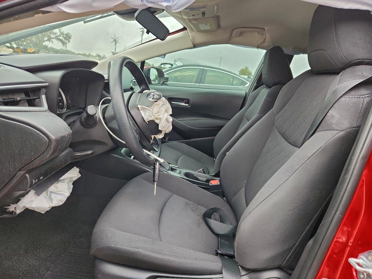 2021 TOYOTA COROLLA LE photo 7