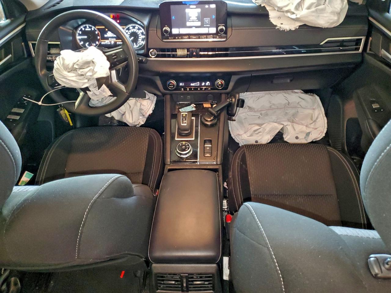2024 MITSUBISHI OUTLANDER ES photo 29