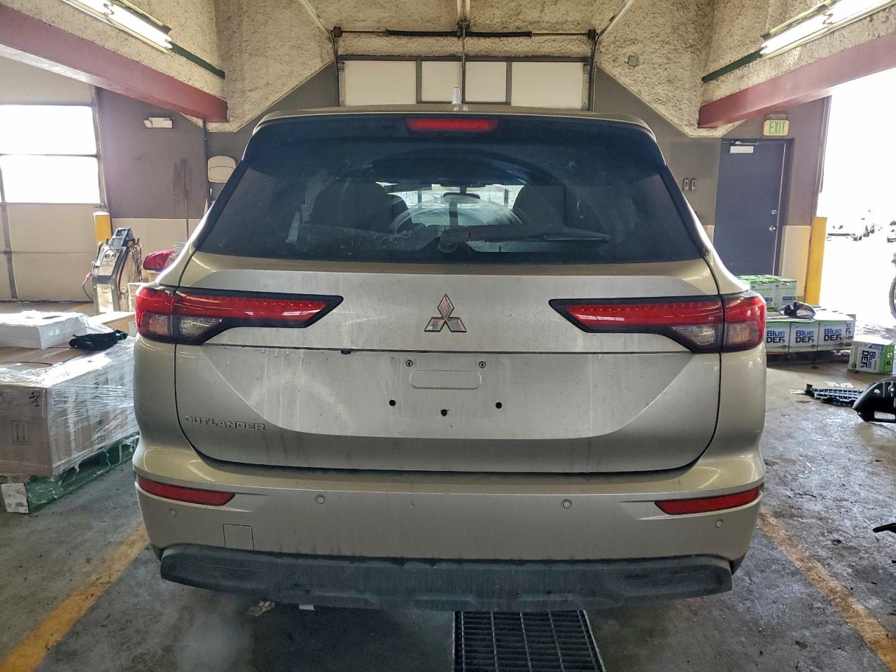 2024 MITSUBISHI OUTLANDER ES photo 21