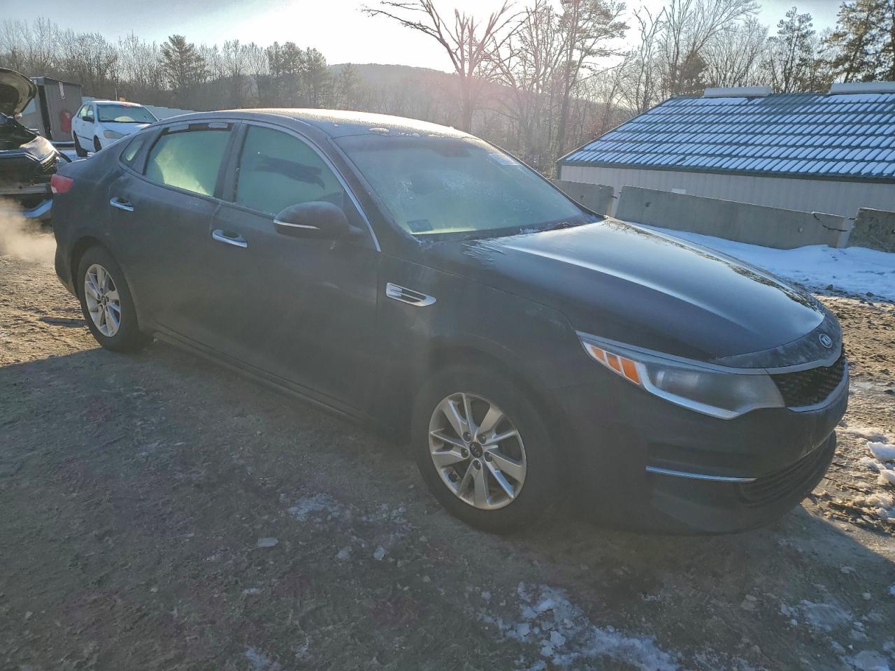 2016 KIA OPTIMA LX photo 4
