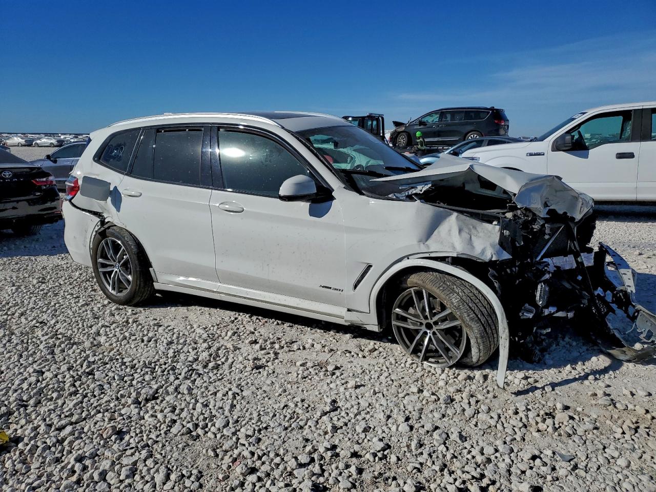 2018 BMW X3 XDRIVE30I photo 4