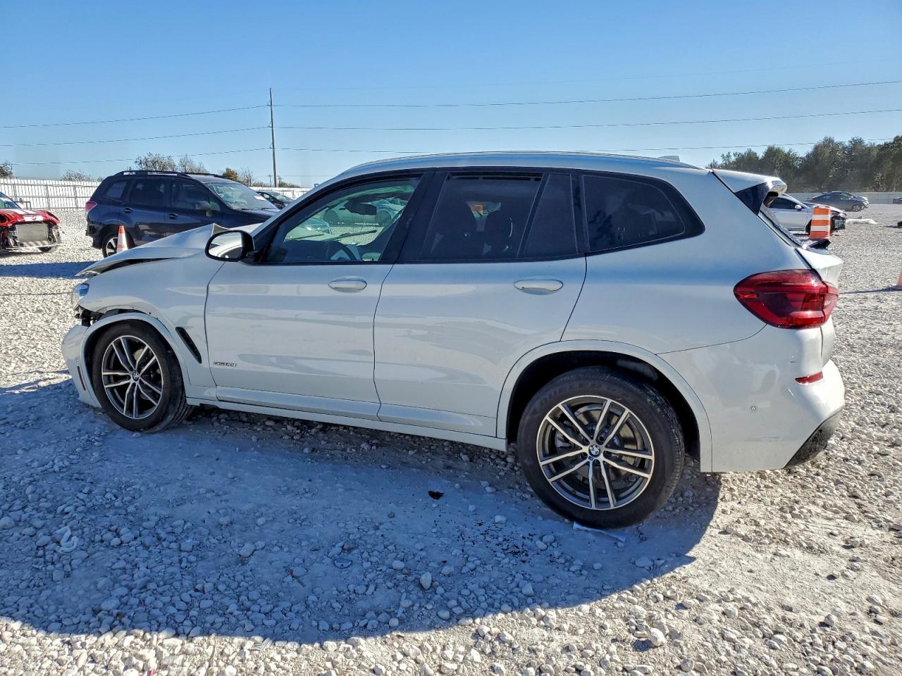 2018 BMW X3 XDRIVE30I photo 2