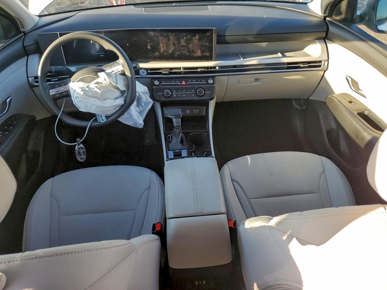 2025 HYUNDAI TUCSON SE photo 8