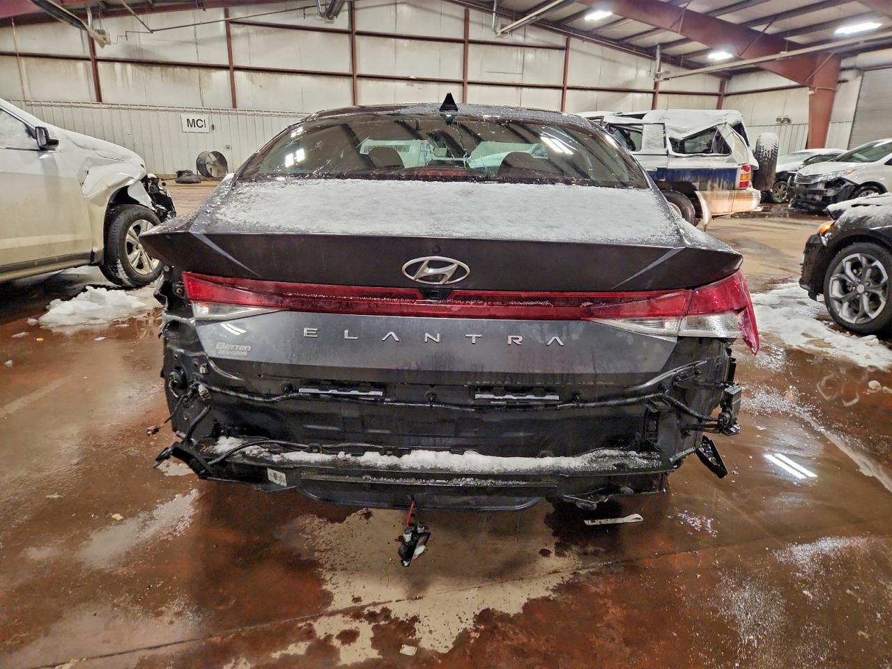 2021 HYUNDAI ELANTRA SEL photo 6