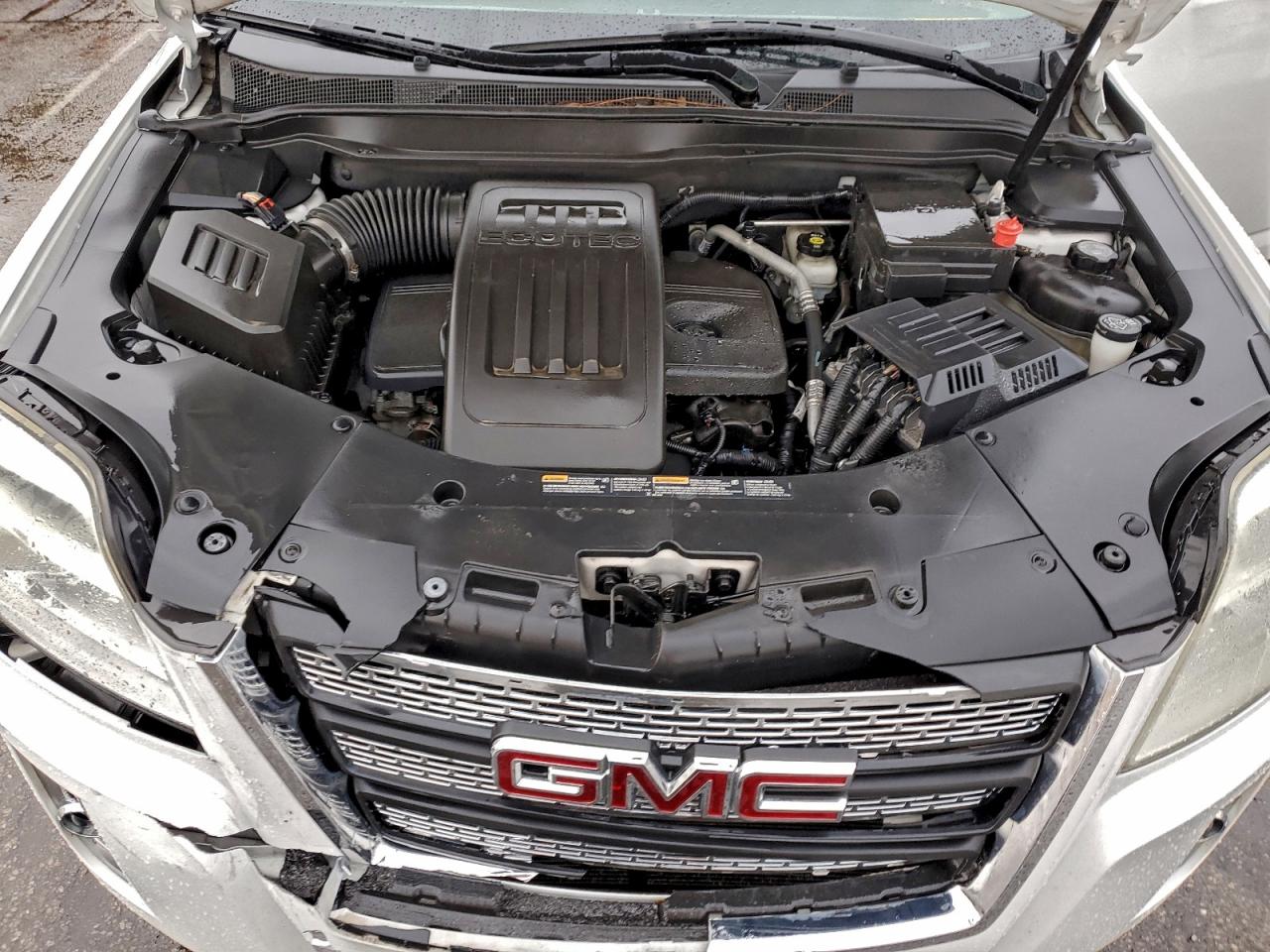 2013 GMC TERRAIN SLT photo 12