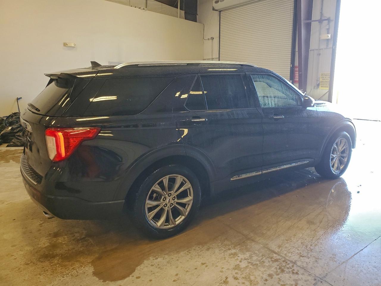 2023 FORD EXPLORER LIMITED photo 3