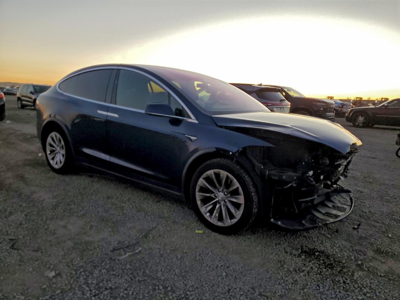 2018 TESLA MODEL X photo 4