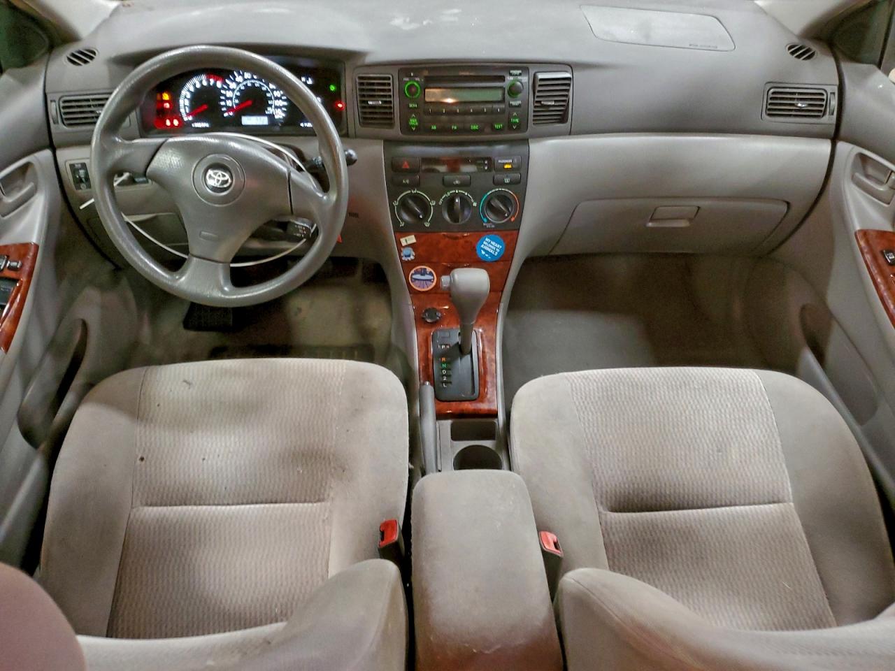 2005 TOYOTA COROLLA CE photo 8