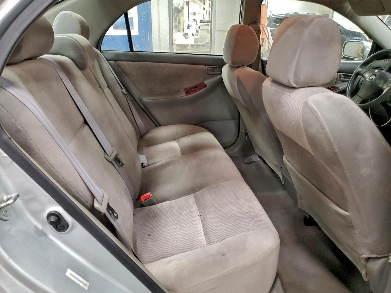 2005 TOYOTA COROLLA CE photo 10