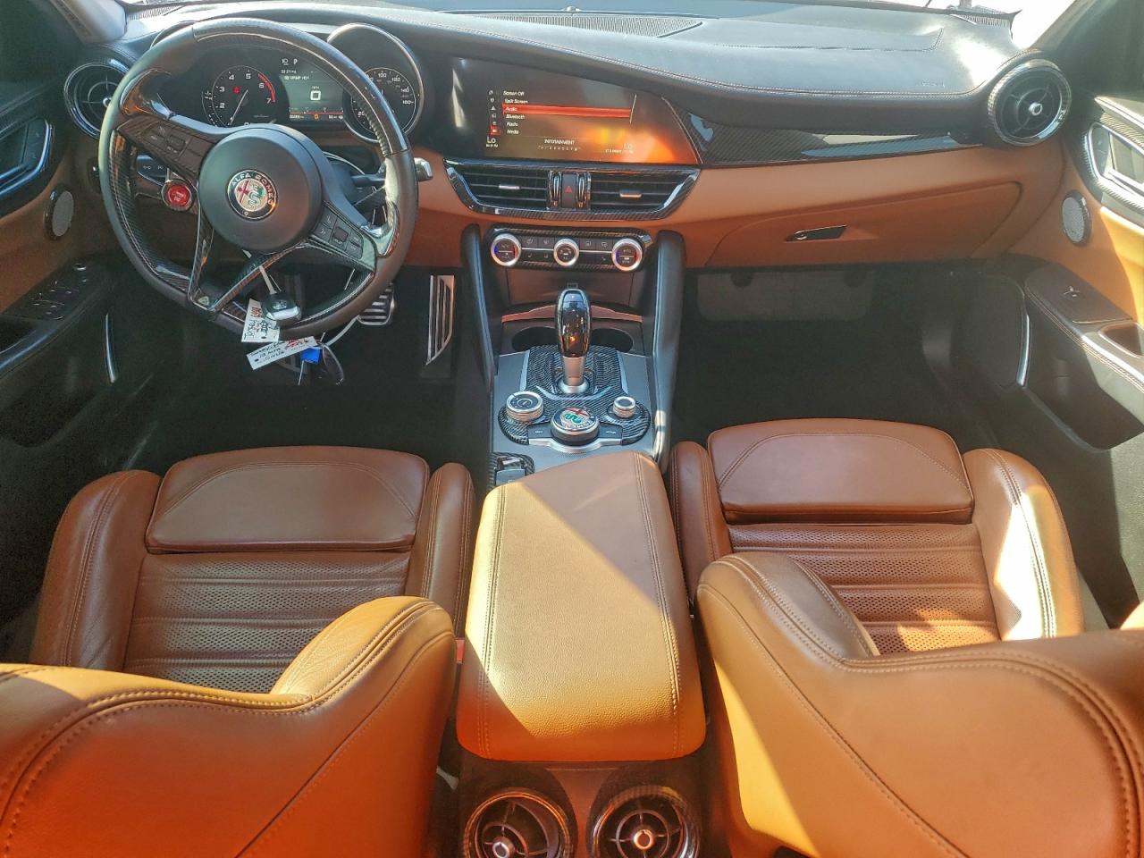 2018 ALFA ROMEO GIULIA TI Q4 photo 8